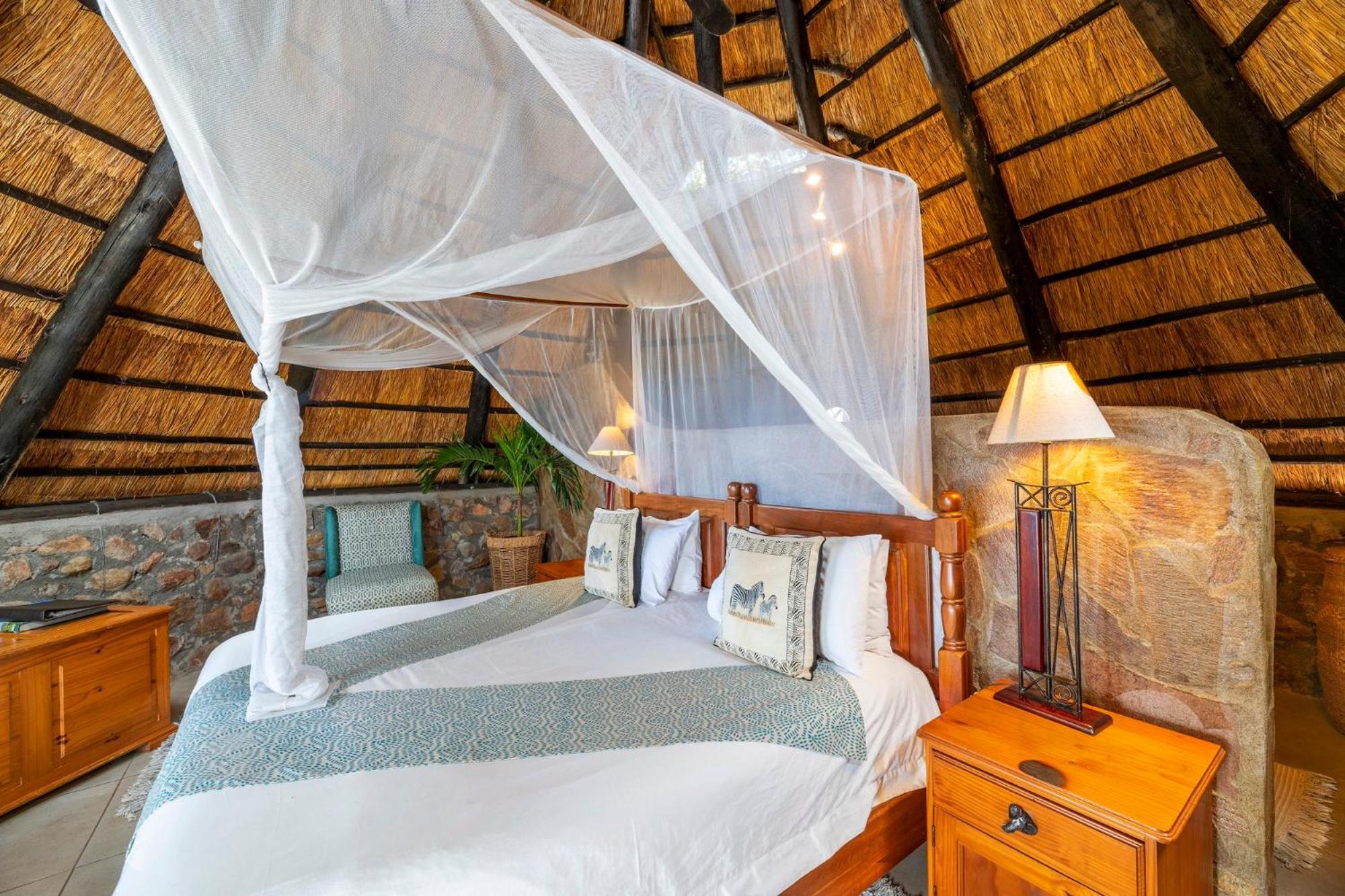 Hornbill Lodge Kariba Екстериор снимка