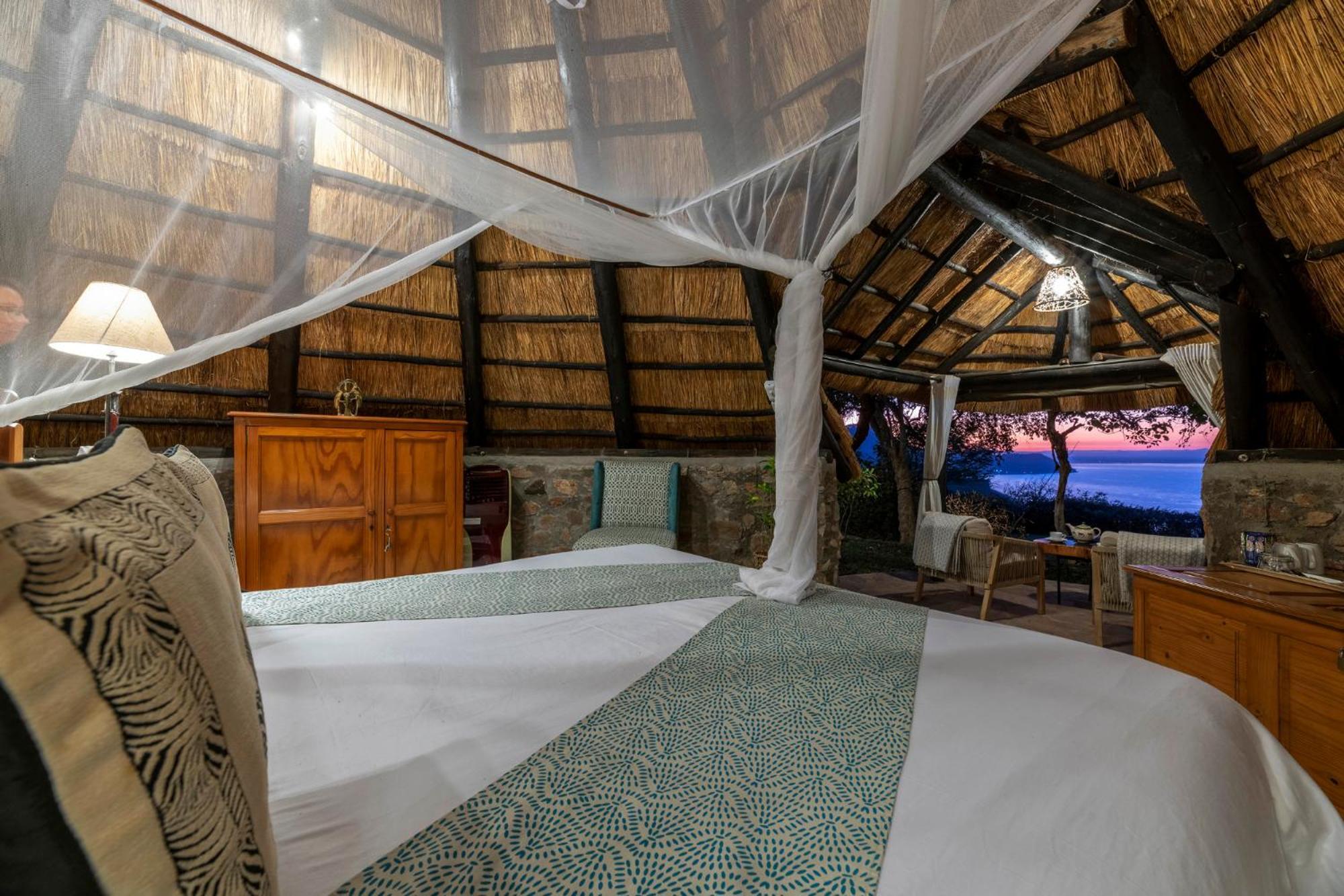 Hornbill Lodge Kariba Екстериор снимка