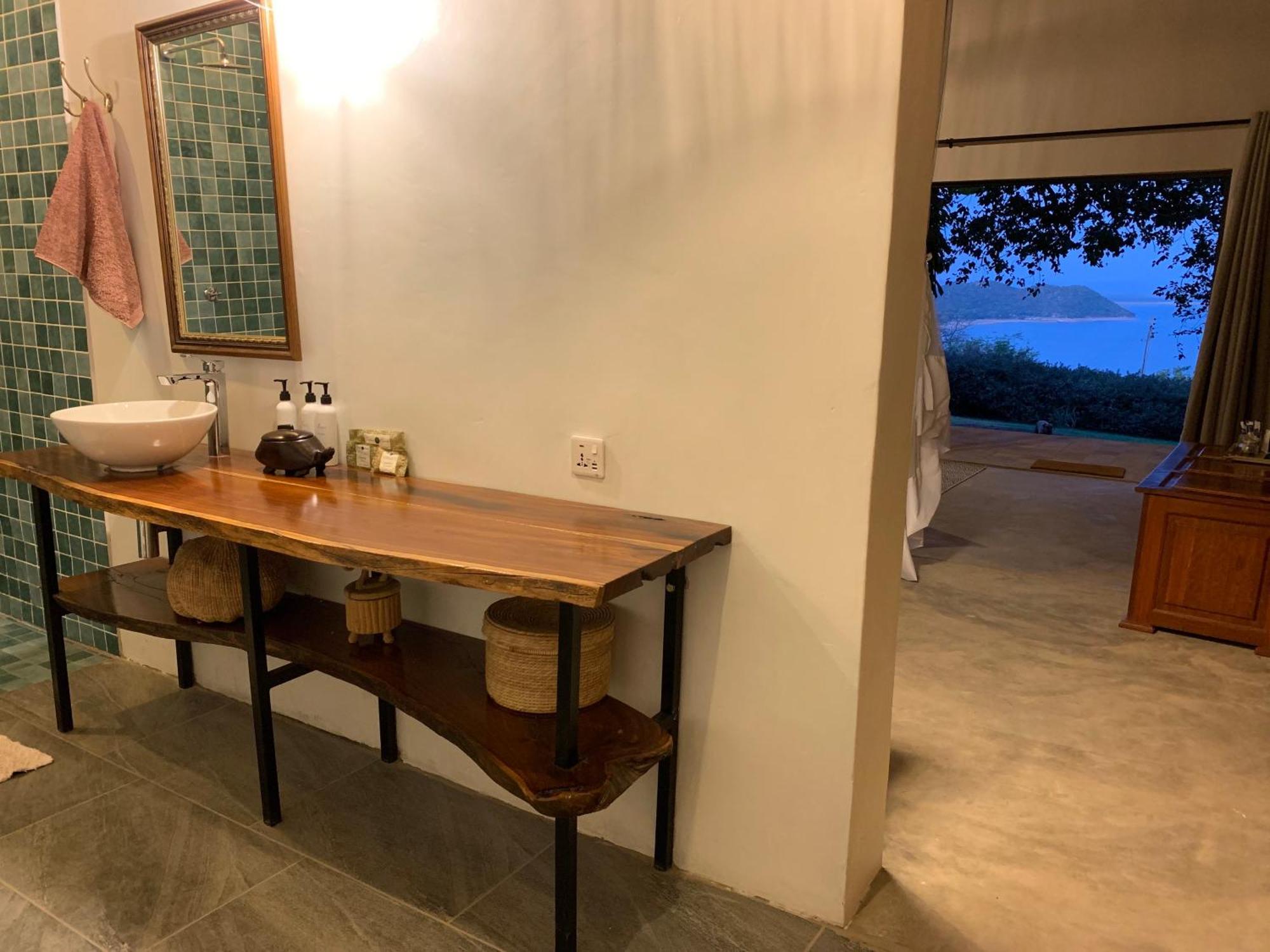 Hornbill Lodge Kariba Екстериор снимка