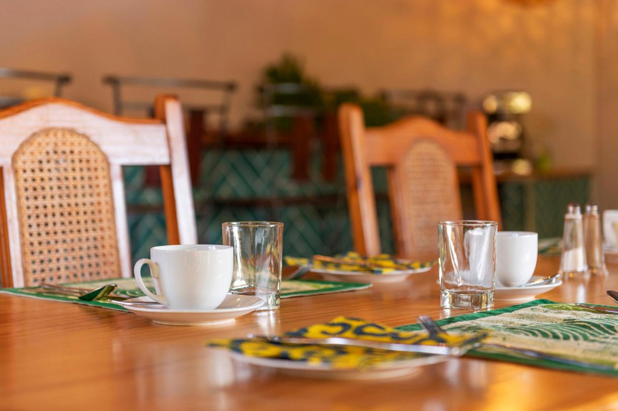 Hornbill Lodge Kariba Екстериор снимка